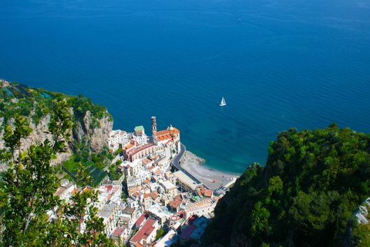 Baia di Erchie: come arrivarci? Cosa c’è da vedere? Dove dormire?
